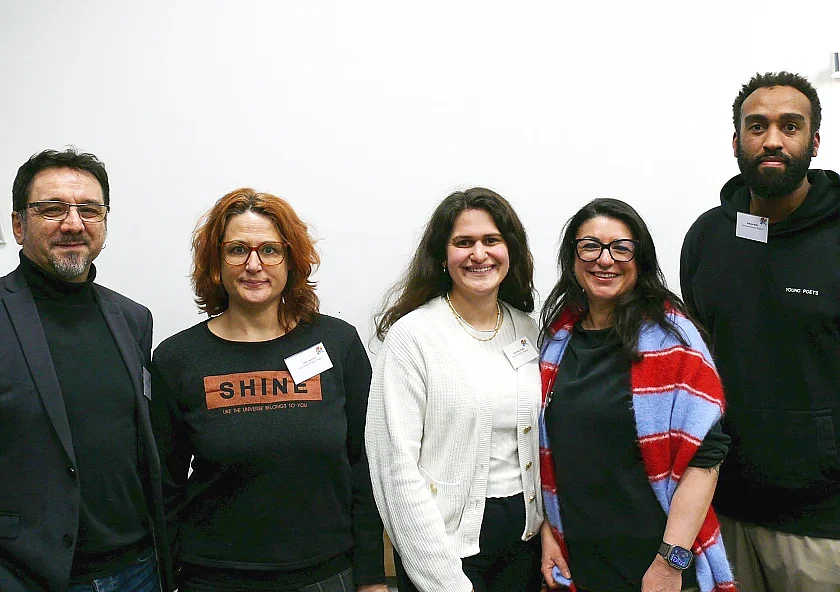 Bremer Rat - neuer Vorstand 2026 
&tilde; Bildnachweis: Die neuen Vorstandsmitglieder des Bremer Rats (von links): Birol Sertkük, Mira Levinson, Carmen Hadj, Selda Kaiser und Adrian Adu. Foto: Silke Düker