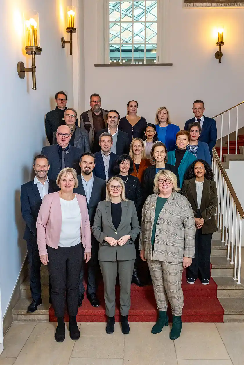 Gruppenfoto der Integrationsbeauftragten der Länder und des Bundes